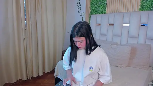 Jade Nmm online show from January 9, 1:40 pm