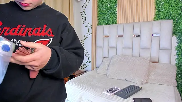 Jade Nmm online show from February 24, 12:39 pm