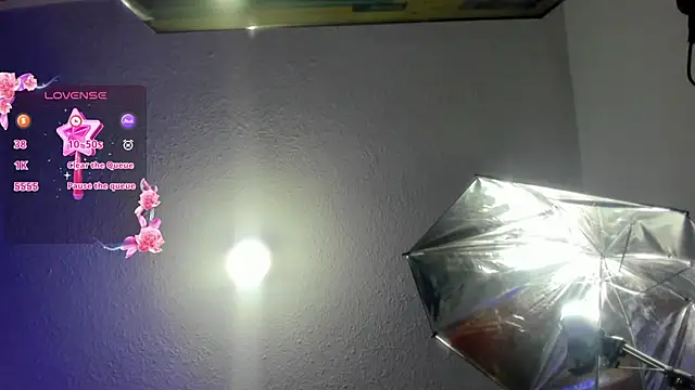 Snapshot of Hanna_wish chatting on November 4, 2:21 pm Hanna wish online show from November 4, 2:21 pm