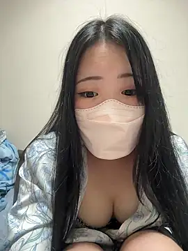 Snapshot of u_1026 chatting on October 8, 1:01 pm u 1026 online show from October 8, 1:01 pm