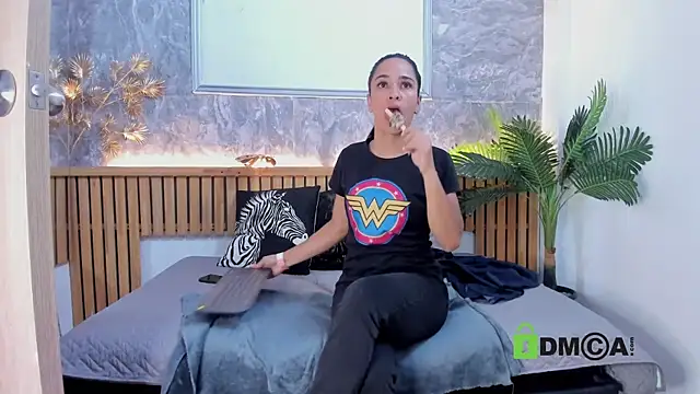 princequinn  online show from November 8, 10:13 pm