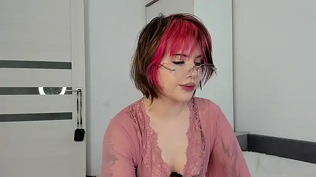 VerniceEngelking online show from June 18, 6:34 am