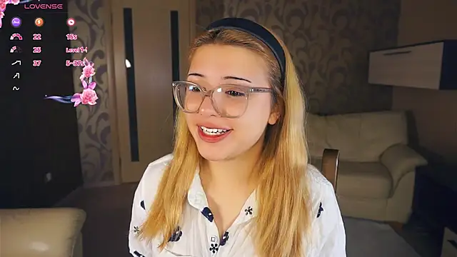 VerniceEngelking online show from September 11, 6:52 pm