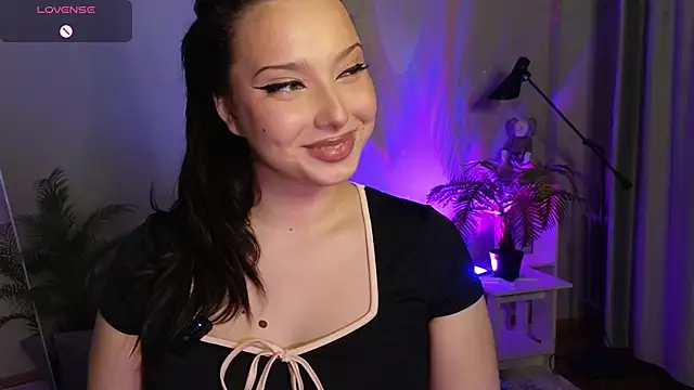 Lucy louras online show from October 15, 12:02 pm