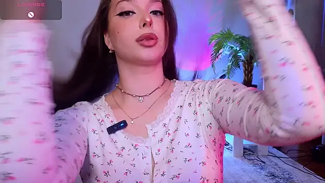 Lucy louras online show from October 3, 12:17 pm