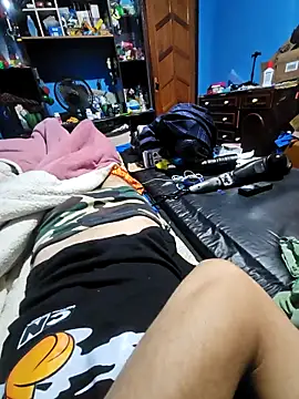 Snapshot of boysafado2521 chatting on November 27, 10:21 pm boysafado2521 online show from November 27, 10:21 pm