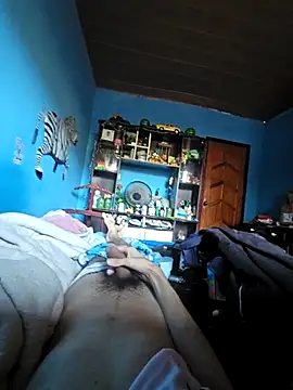 Snapshot of boysafado2521 chatting on November 13, 6:12 pm boysafado2521 online show from November 13, 6:12 pm