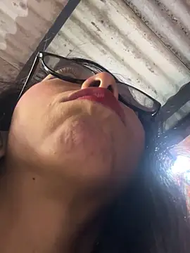 Emma  cumlovee online show from May 7, 11:46 am