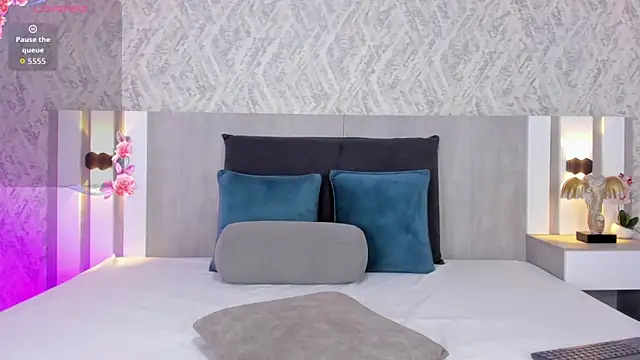 celeste sc0tt online show from February 19, 1:08 pm