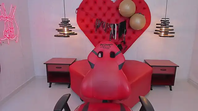 Miiaa Foxyy  online show from September 20, 3:44 am