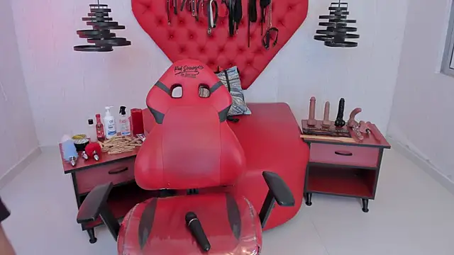 Miiaa Foxyy  online show from September 13, 4:23 am