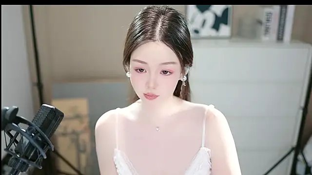 abbyli12 online show from November 18, 4:54 pm