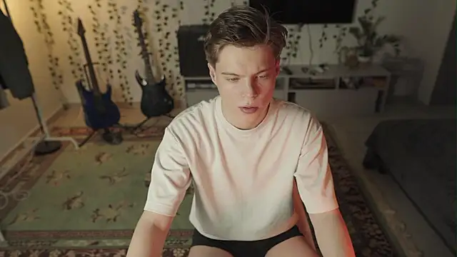 RusBradPitt online show from February 6, 3:41 pm