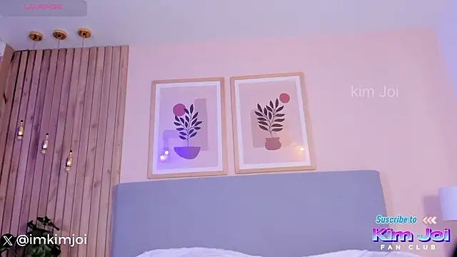 Snapshot of KiimJoi chatting on February 9, 12:25 pm KiimJoi online show from February 9, 12:25 pm