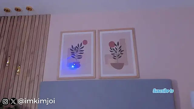 KiimJoi online show from December 1, 1:01 pm