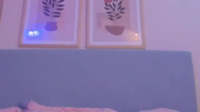 KiimJoi online show from November 5, 1:25 pm