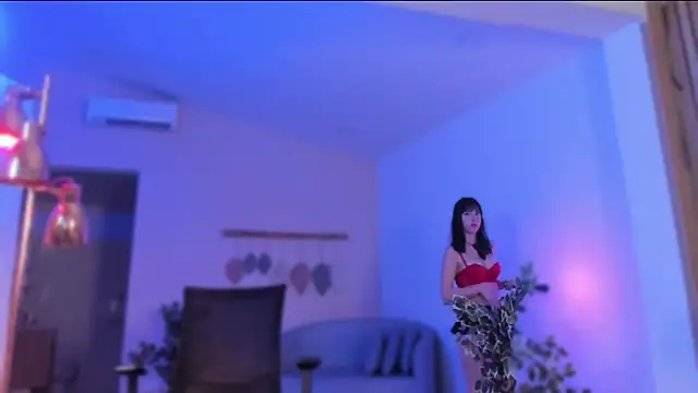 KiimJoi online show from April 9, 12:44 pm