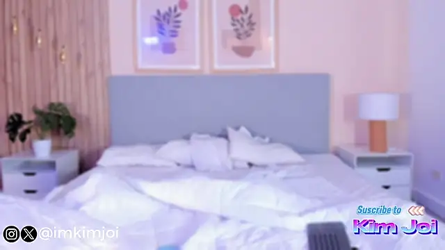 KiimJoi online show from November 11, 1:06 pm