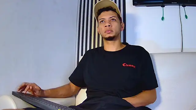 DustinandJordan online show from February 11, 1:44 pm