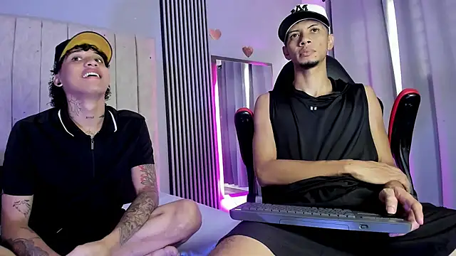 DustinandJordan online show from December 1, 3:46 pm