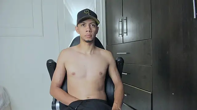 DustinandJordan online show from February 27, 11:04 pm