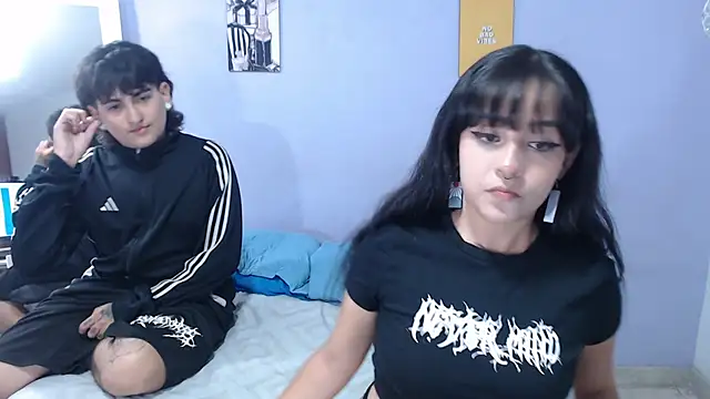 onixandghosty1 online show from October 11, 7:48 pm