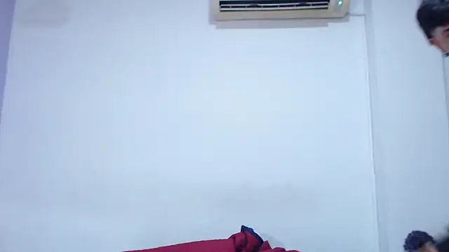 onixandghosty1 online show from March 11, 6:57 pm