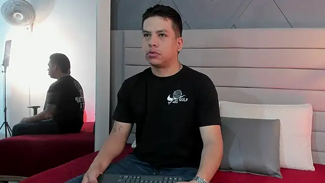 Dominic Taylor  online show from September 13, 11:32 am