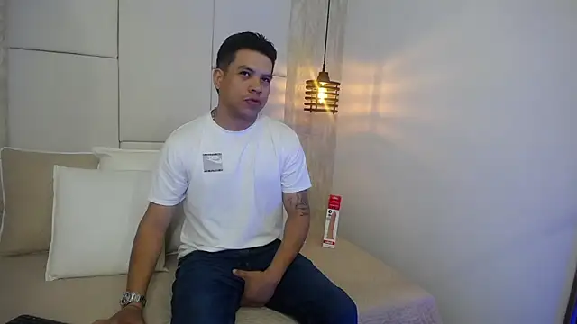 Dominic Taylor  online show from September 11, 11:54 am