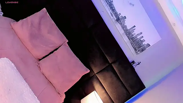 Ana Paaula23 online show from November 23, 4:50 pm