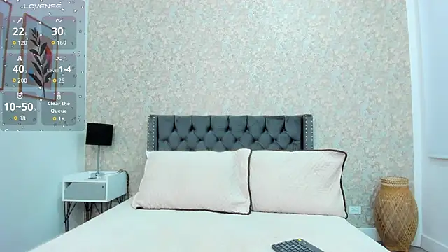 Snapshot of Cataleya_Wayne chatting on September 28, 3:52 pm Cataleya Wayne online show from September 28, 3:52 pm