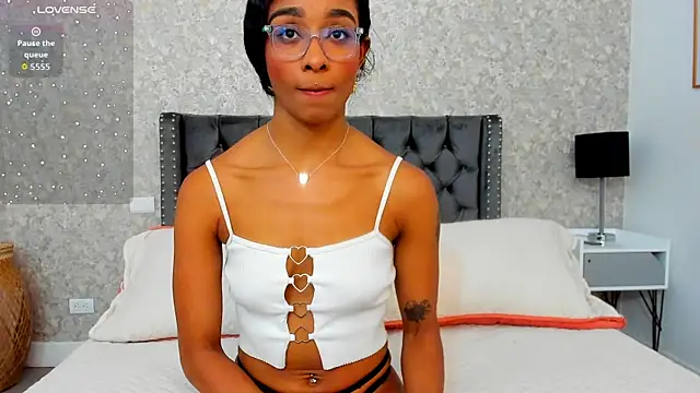 Snapshot of Cataleya_Wayne chatting on September 19, 7:51 pm Cataleya Wayne online show from September 19, 7:51 pm