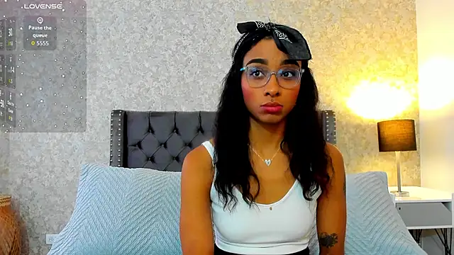 Snapshot of Cataleya_Wayne chatting on September 18, 8:12 pm Cataleya Wayne online show from September 18, 8:12 pm