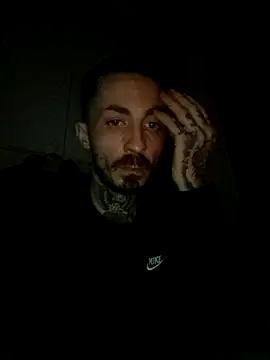 Snapshot of Robe420 chatting on November 10, 1:43 am Robe420 online show from November 10, 1:43 am