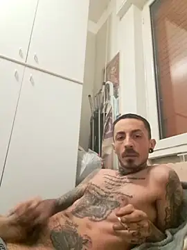 Snapshot of Robe420 chatting on November 19, 10:32 pm Robe420 online show from November 19, 10:32 pm