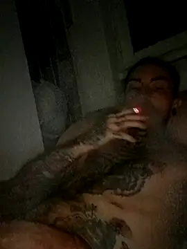 Snapshot of Robe420 chatting on November 24, 10:32 pm Robe420 online show from November 24, 10:32 pm