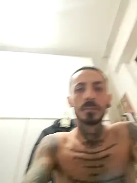 Snapshot of Robe420 chatting on November 10, 6:46 pm Robe420 online show from November 10, 6:46 pm