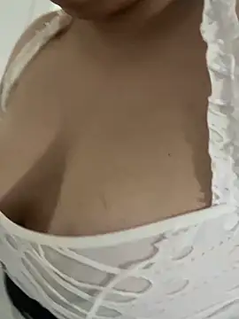 Snapshot of inked_nekoo chatting on October 30, 8:06 pm inked nekoo online show from October 30, 8:06 pm