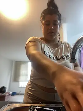 Tokio Sakura online show from November 7, 8:46 pm