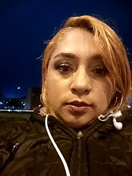 Snapshot of Mariana-94 chatting on December 2, 11:06 pm Mariana-94 online show from December 2, 11:06 pm