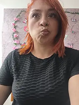 Snapshot of Mariana-94 chatting on May 18, 4:23 pm Mariana-94 online show from May 18, 4:23 pm