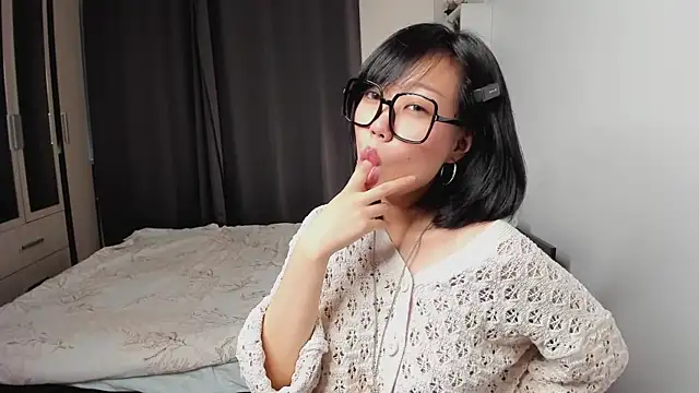  molly molly molly  online show from October 29, 10:36 am