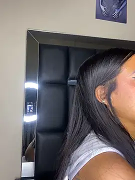 Kendra C online show from November 23, 11:15 pm