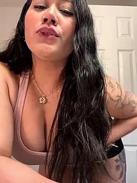 Snapshot of Myonlyprincess1 chatting on January 14, 4:49 am Myonlyprincess1 online show from January 14, 4:49 am