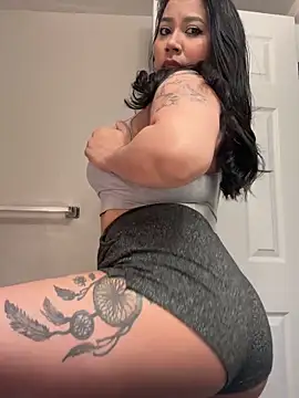 Snapshot of Myonlyprincess1 chatting on March 29, 5:09 am Myonlyprincess1 online show from March 29, 5:09 am