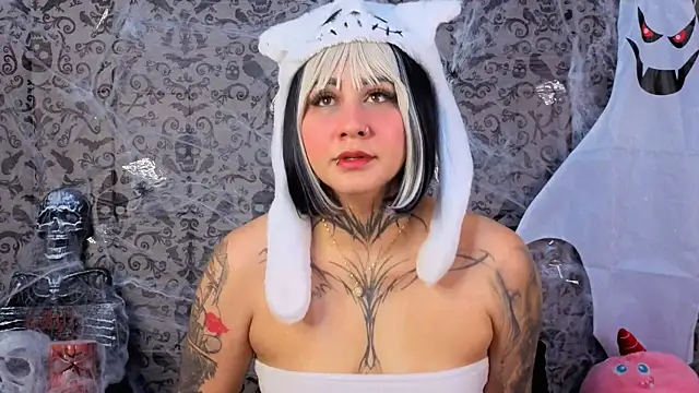 andrea miller1 online show from October 22, 10:08 pm