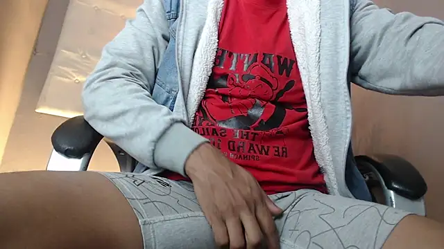Snapshot of Sander_ath chatting on October 3, 1:12 pm Sander ath online show from October 3, 1:12 pm