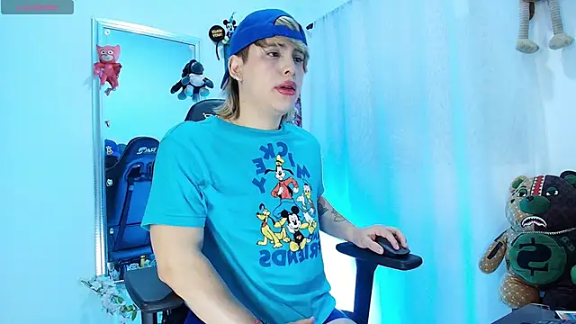 brunothompson3 online show from May 22, 4:54 am