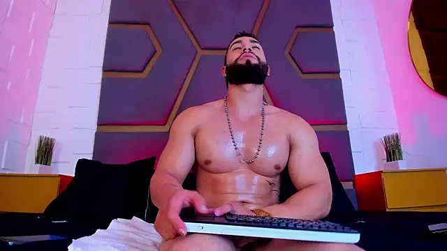 Snapshot of massimofiore_ chatting on October 25, 3:38 am massimofiore online show from October 25, 3:38 am