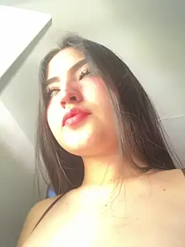 Snapshot of Gaby-Herrera chatting on June 18, 8:36 pm Gaby-Herrera online show from June 18, 8:36 pm